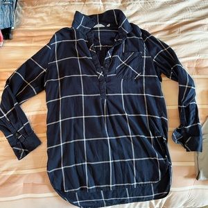 Athleta lightweight button down